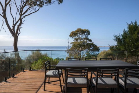 Rocky Ridge - Accommodation in Brisbane 3