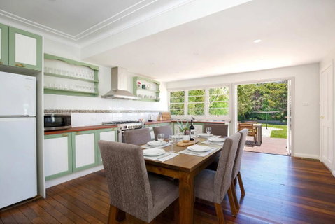 Rodova Cottage - Accommodation in Brisbane 2