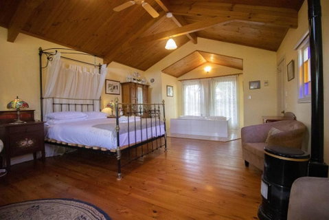 Rose Petal Cottage - Accommodation in Brisbane 0