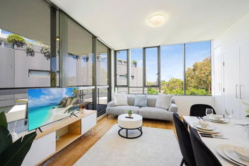 Rosebery Near Airport & Train & Shops with Accommodation in Brisbane