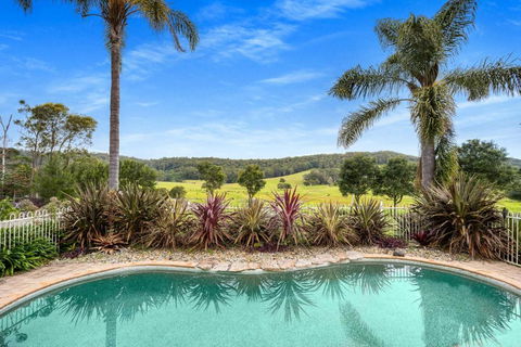 Roxy - A Secluded Luxury Estate Near Berry, Where Serenity Meets Family Comfort - Accommodation in Brisbane 0
