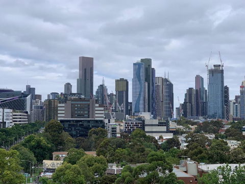 Royal Lodge - A Luxury Lifestyle - Accommodation in Brisbane 1