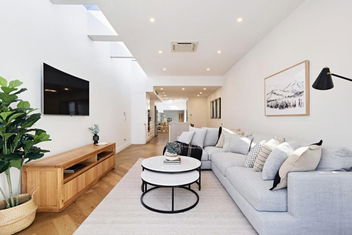 Royal Redfern I90 with Accommodation in Brisbane