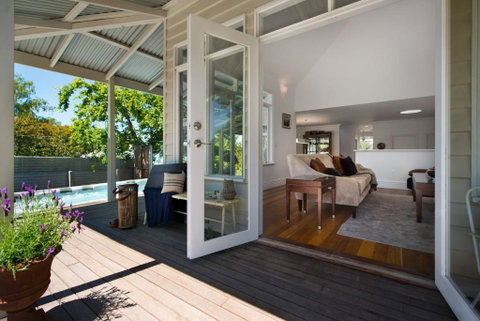 Sades - Accommodation in Brisbane 2
