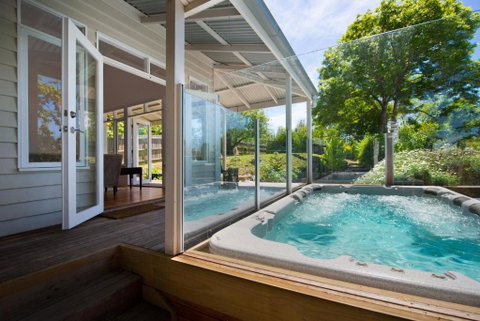 Sades - Accommodation in Brisbane 1