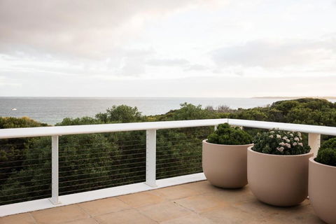 Sagres Queenscliff - Luxury House By The Beach - Accommodation in Brisbane 3