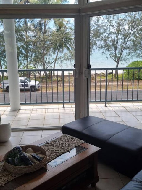 Salt On South - Beachfront Bliss - Accommodation in Brisbane 1