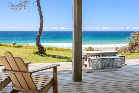 Saltwater Beach House - Accommodation in Brisbane 0