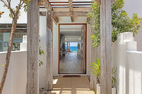 Saltwater Beach House - Accommodation in Brisbane 3