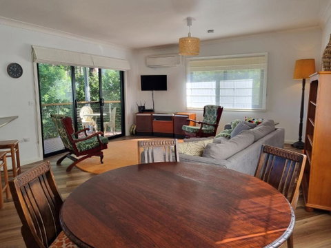 Salty Dog - Accommodation in Brisbane 2