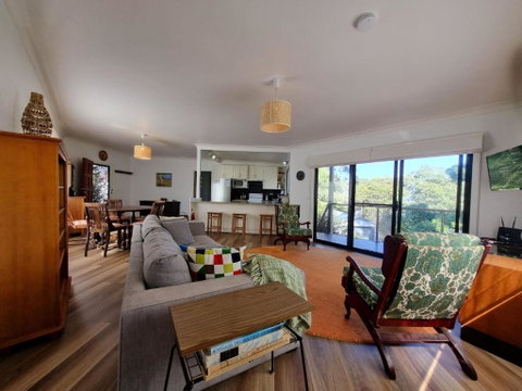 Salty Dog - Accommodation in Brisbane 0
