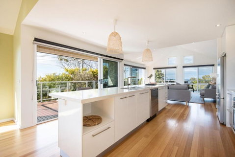 Salty Shores Smiths Beach - Accommodation in Brisbane 3