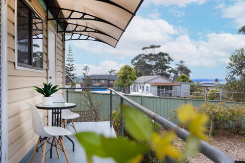 Salty Vibes - Accommodation in Brisbane 1