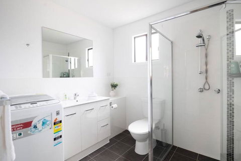 Salty Vibes - Accommodation in Brisbane 2