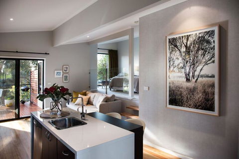 Sanctum - Accommodation in Brisbane 2