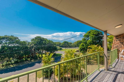 Sand Dunes - Accommodation in Brisbane 3