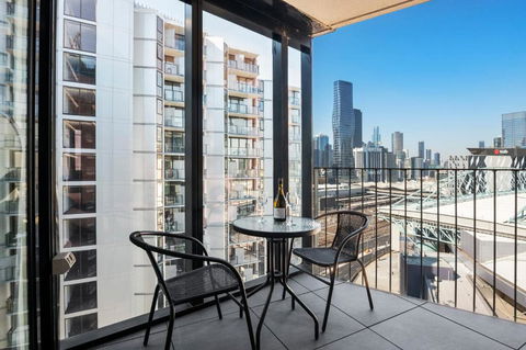 Rooftop Pool Stunning Apt At Marvel Stadium With Free Parking - Accommodation in Brisbane 3