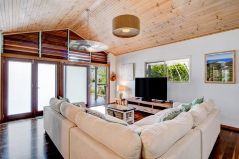 Sandalwood - Accommodation in Brisbane 0