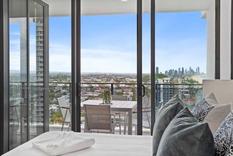 Sandbar 124 - Hosted By Burleigh Letting - Accommodation in Brisbane 1
