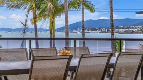 Sandcastle - Accommodation in Brisbane 0