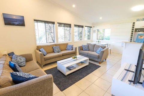 Sandcastles 2 - Accommodation in Brisbane 1