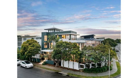 Sandcastles - Accommodation in Brisbane 2