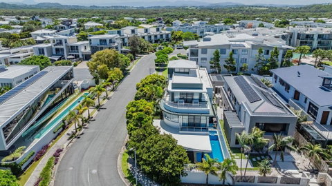 Sandcastles - Accommodation in Brisbane 0