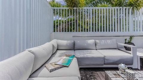 Sandcastles - Accommodation in Brisbane 1