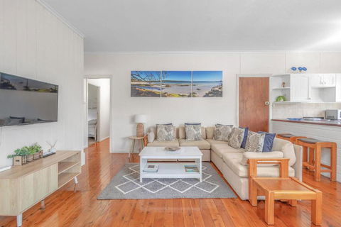 Sandlines At Hyams Beach - Accommodation in Brisbane 0