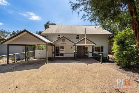 Sandy Bay Getaway W Spa 4 Bdr - Accommodation in Brisbane 3