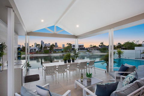 Sandy Cove - Accommodation in Brisbane 0