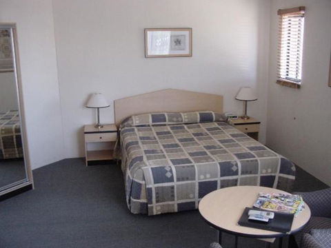 St Marys Park View Motel - Accommodation in Brisbane 1