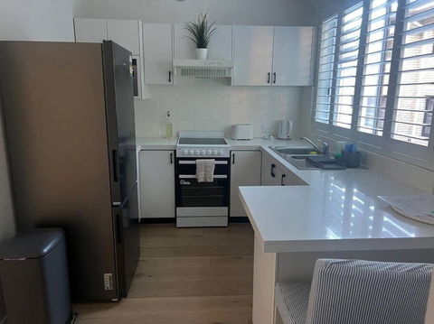 Sunny Boutique Apartment - Accommodation in Brisbane 3