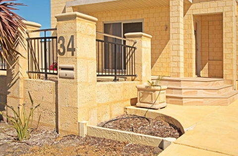 The Executive - Accommodation in Brisbane 0