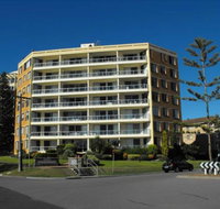 Beachpoint Unit 101 28 North Street - Accommodation in Brisbane