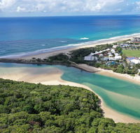 Beachside Bliss - Accommodation in Brisbane