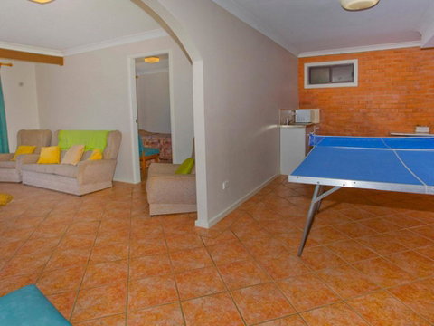 Beachside Retreat - Accommodation in Brisbane 3