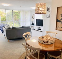 Beachy Bright and the Best Location on the GC - Accommodation in Brisbane