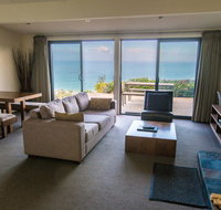 Beacon Point Ocean View Villas - Accommodation in Brisbane