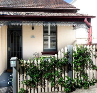 Beautiful modern historic home near Sydney harbour - Accommodation in Brisbane