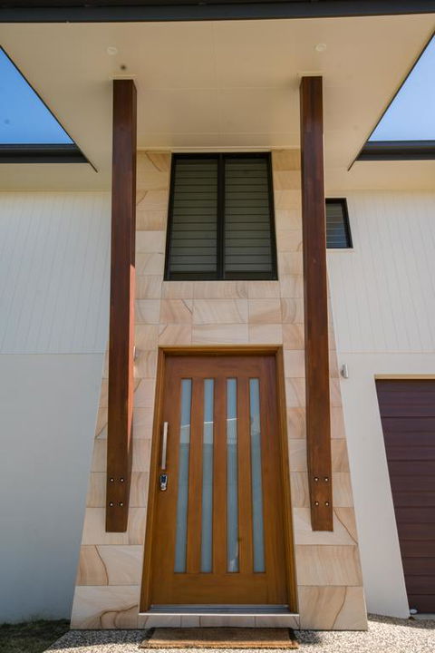 Beautiful Modern Luxury - Accommodation in Brisbane 3