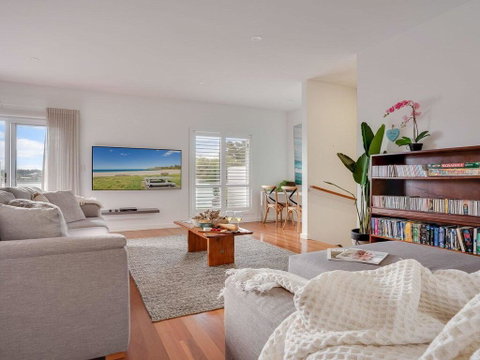 Bella K - Style, Comfort And Location - Accommodation in Brisbane 0