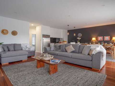 Bella K - Style, Comfort And Location - Accommodation in Brisbane 1