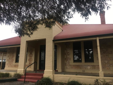 BELMONT 11 Bedroom Home In The Heart Of Victor Harbor - Accommodation in Brisbane 1