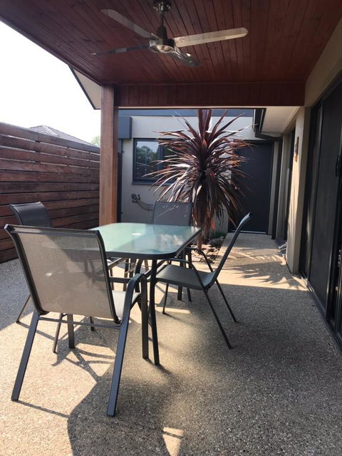 Ben's Place - Modern & Convenient - Accommodation in Brisbane 3