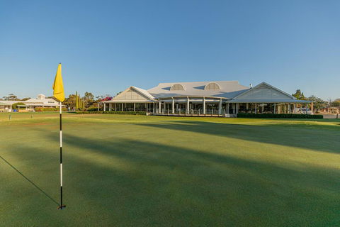 Big River Golf & Country Club - Accommodation in Brisbane 1