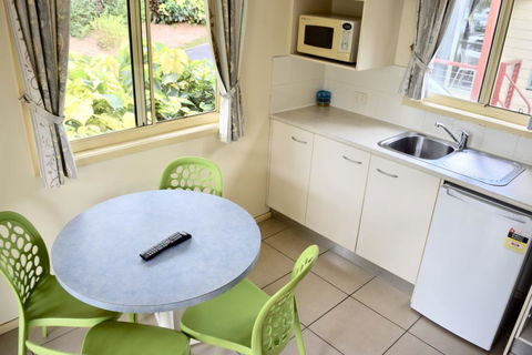 BIG4 Cairns Crystal Cascades Holiday Park - Accommodation in Brisbane 3