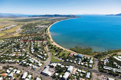 BIG4 Rowes Bay Beachfront Holiday Park - Accommodation in Brisbane 0