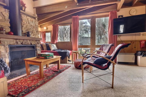 Bindi - Alpine Getaways's Chalet At Tower Rd - Accommodation in Brisbane 2