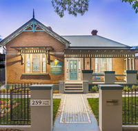 Blue Door Apartments Heritage Charm in CBD - Accommodation in Brisbane